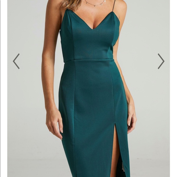 formal dress for men green Dark Green One-Button Prom Suit with Black Peaked Lapel main image 0